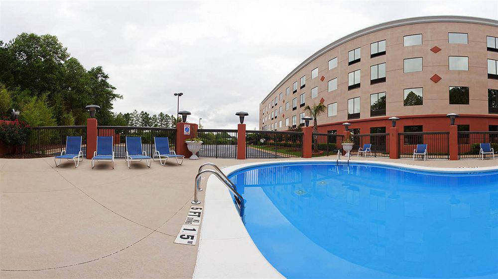Holiday Inn Express Hotel & Suites Lawrenceville By Ihg Bagian luar foto
