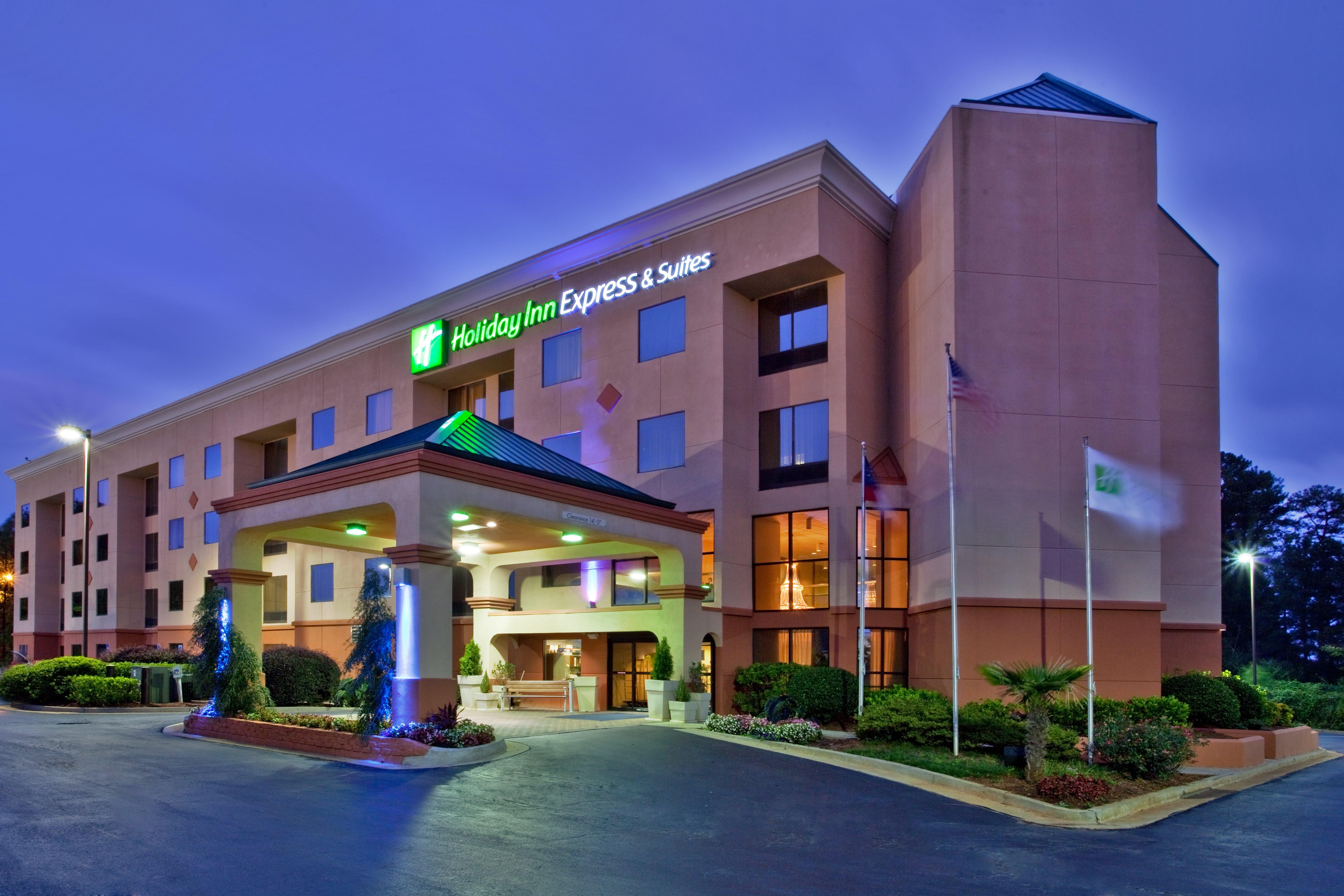 Holiday Inn Express Hotel & Suites Lawrenceville By Ihg Bagian luar foto