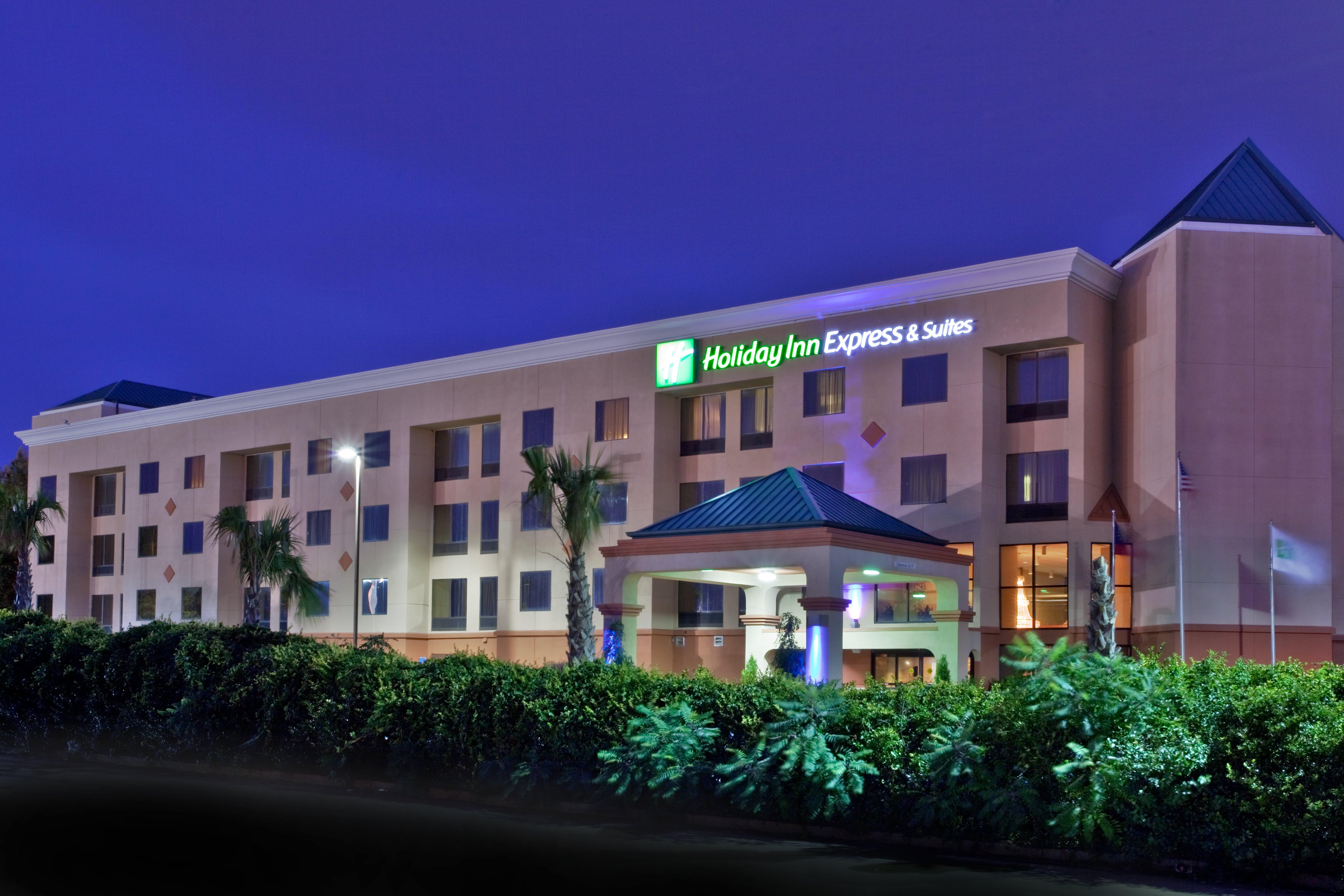 Holiday Inn Express Hotel & Suites Lawrenceville By Ihg Bagian luar foto