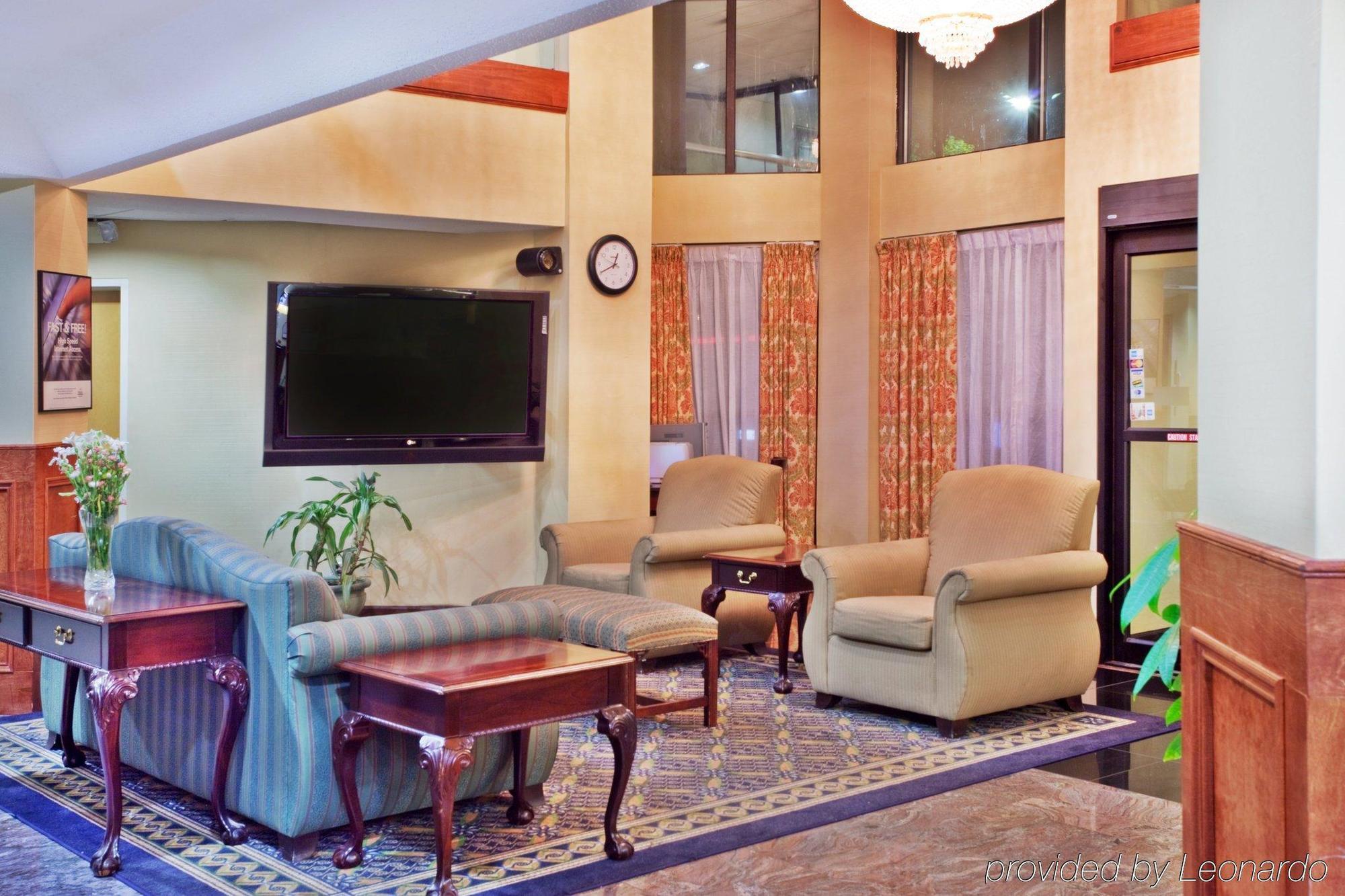 Holiday Inn Express Hotel & Suites Lawrenceville By Ihg Bagian luar foto